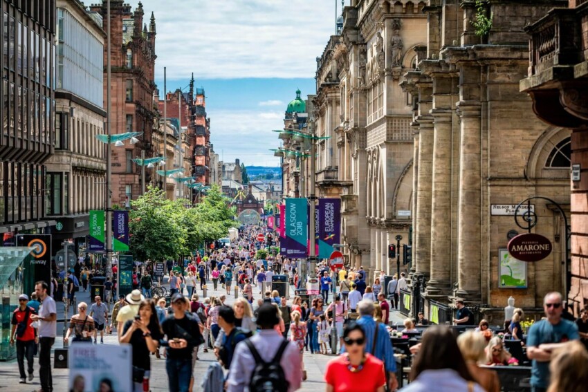 Mudarse a Escocia: visado, empleo y casa