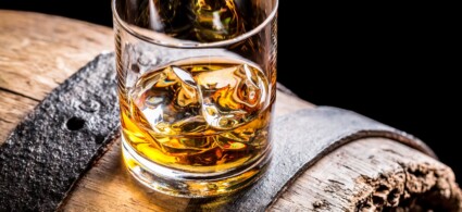 Whisky escocés: guía completa de regiones, tipos y catas